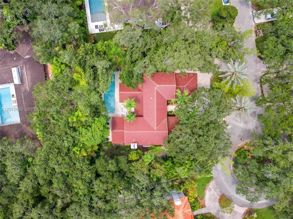 For Sale: $4,700,000 (5 beds, 4 baths, 4464 Square Feet)