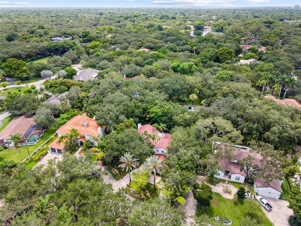 For Sale: $4,700,000 (5 beds, 4 baths, 4464 Square Feet)