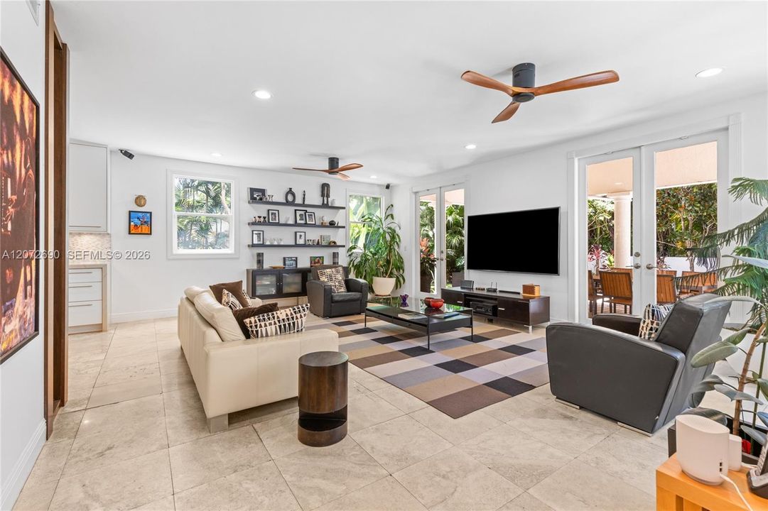 For Sale: $4,700,000 (5 beds, 4 baths, 4464 Square Feet)