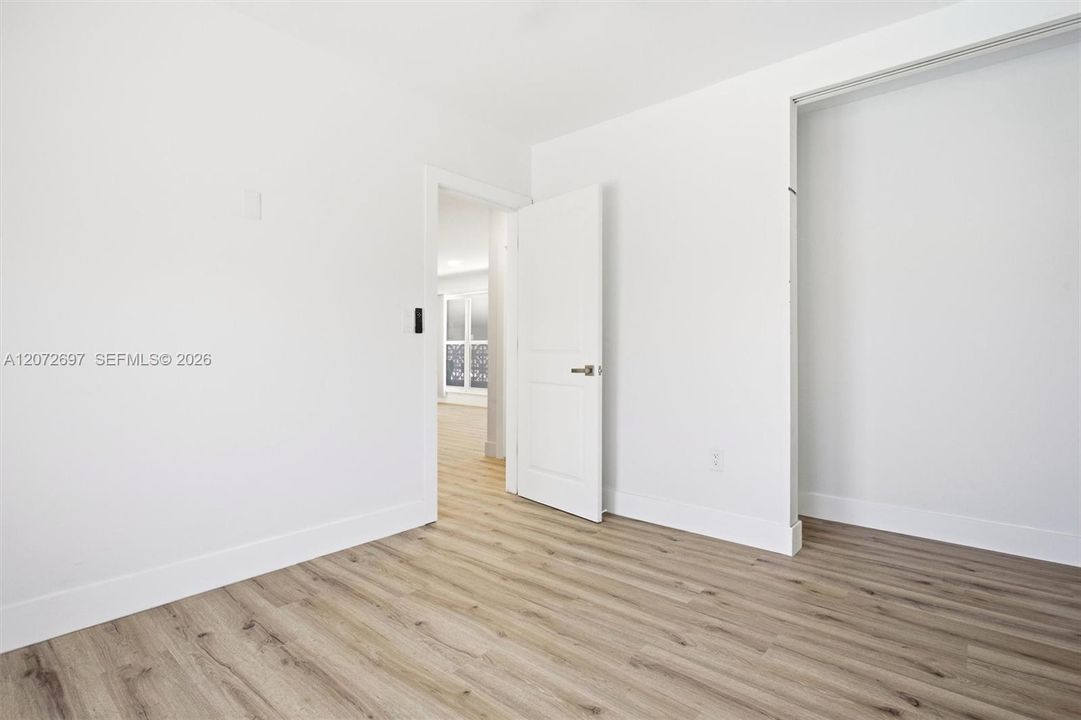 For Sale: $595,000 (3 beds, 2 baths, 1296 Square Feet)