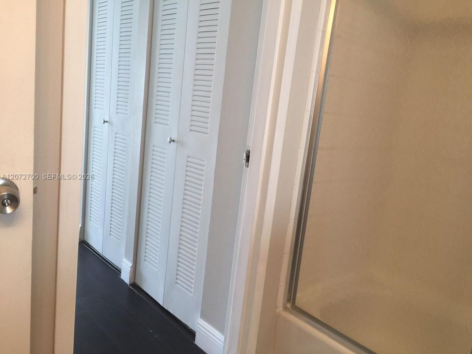 В аренду: $2,800 (2 спален, 2 ванн, 1030 Квадратных фут)