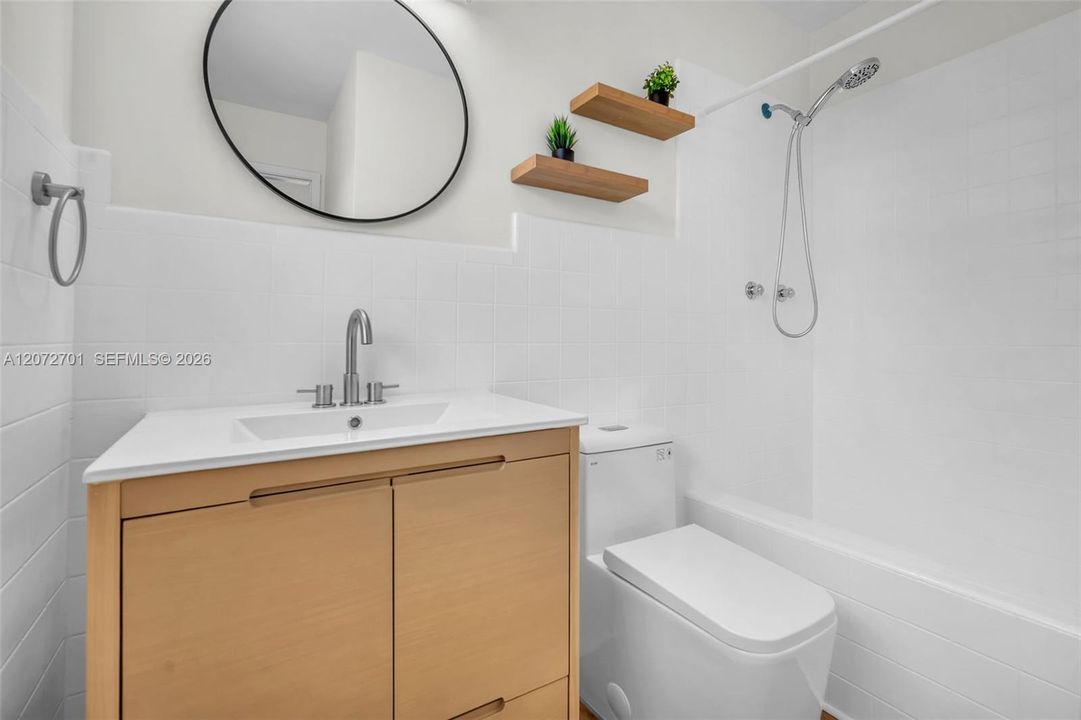 На продажу: $459,990 (3 спален, 2 ванн, 1645 Квадратных фут)