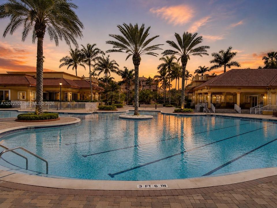 For Sale: $529,900 (3 beds, 2 baths, 1178 Square Feet)