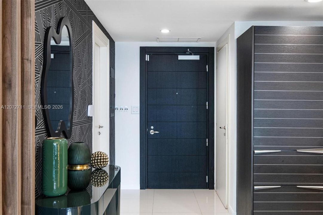 В аренду: $5,200 (1 спален, 1 ванн, 822 Квадратных фут)
