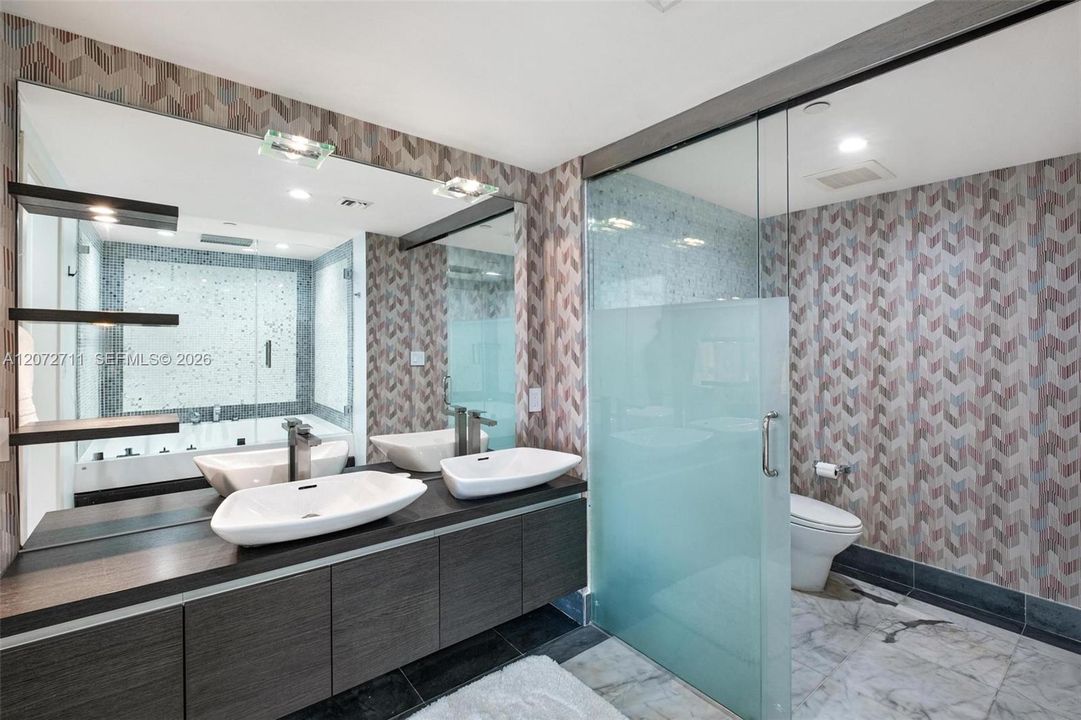 В аренду: $5,200 (1 спален, 1 ванн, 822 Квадратных фут)