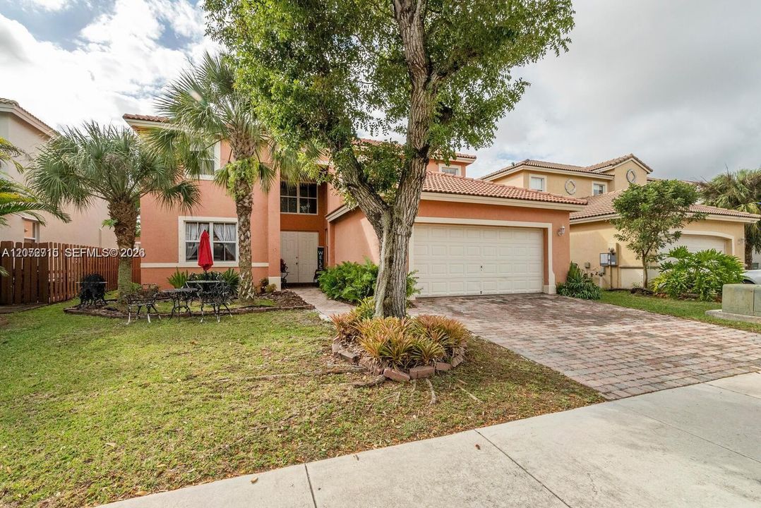 For Rent: $3,400 (4 beds, 3 baths, 2786 Square Feet)