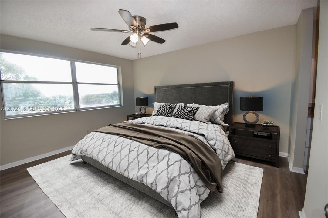 For Sale: $125,000 (2 beds, 2 baths, 950 Square Feet)