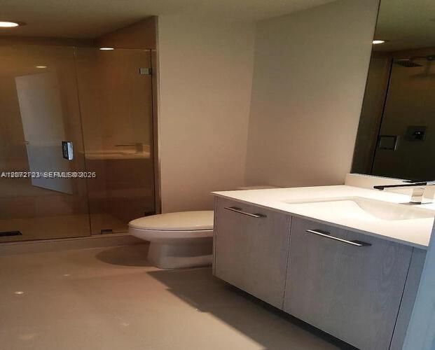 В аренду: $4,250 (1 спален, 2 ванн, 792 Квадратных фут)