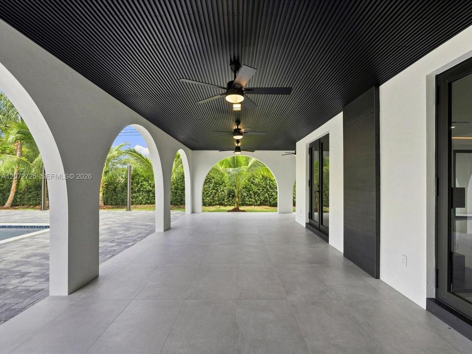 For Sale: $5,499,000 (8 beds, 5 baths, 7061 Square Feet)