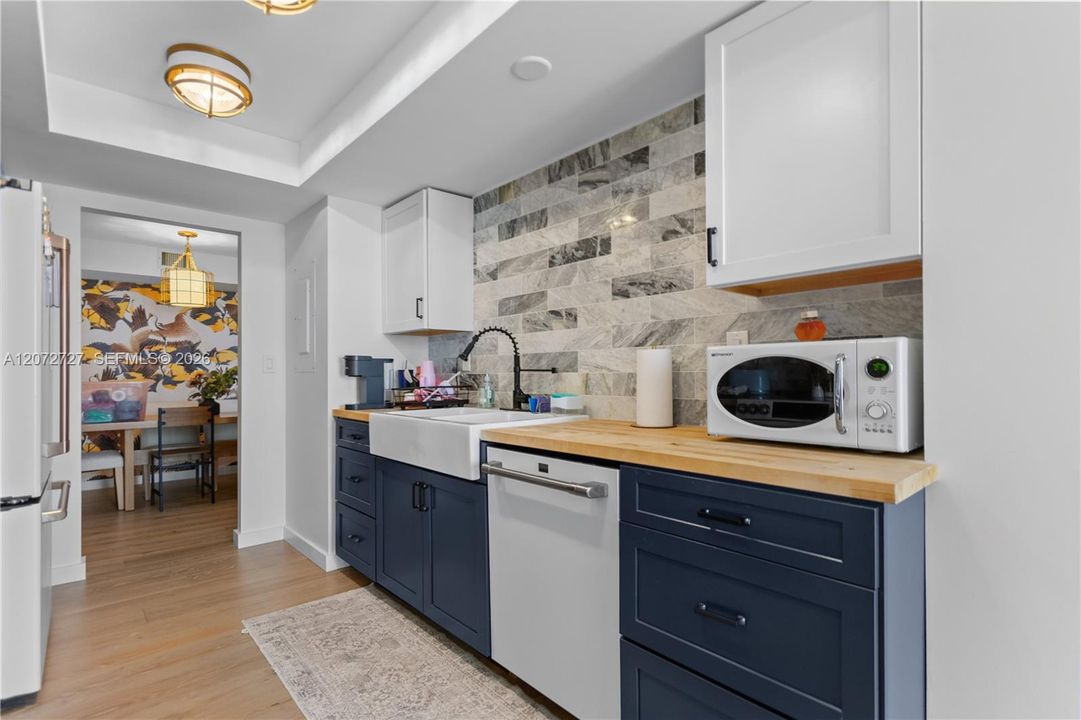 В аренду: $4,300 (2 спален, 2 ванн, 1520 Квадратных фут)