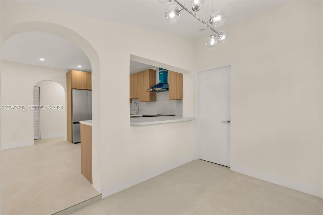 For Sale: $650,000 (3 beds, 2 baths, 1136 Square Feet)