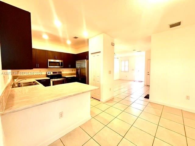 En Venta: $326,000 (3 camas, 2 baños, 1442 Pies cuadrados)