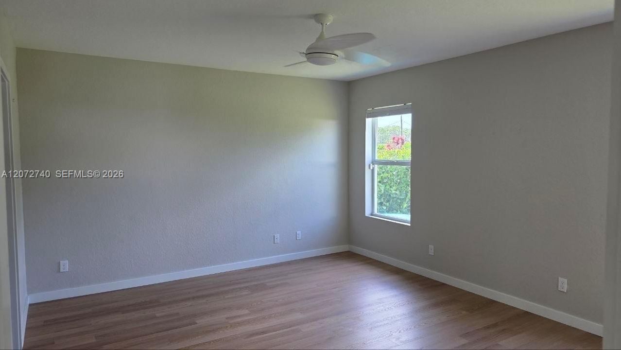 В аренду: $3,500 (4 спален, 2 ванн, 1730 Квадратных фут)