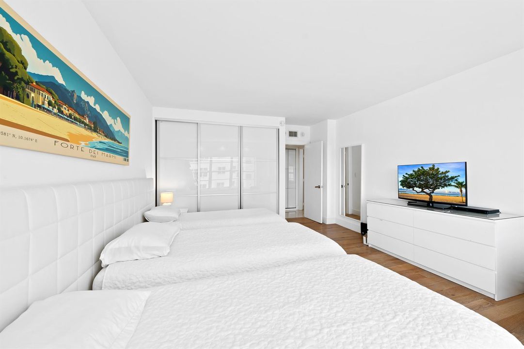 Guest bedroom
