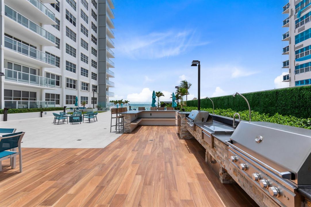 Outdoor kitchen