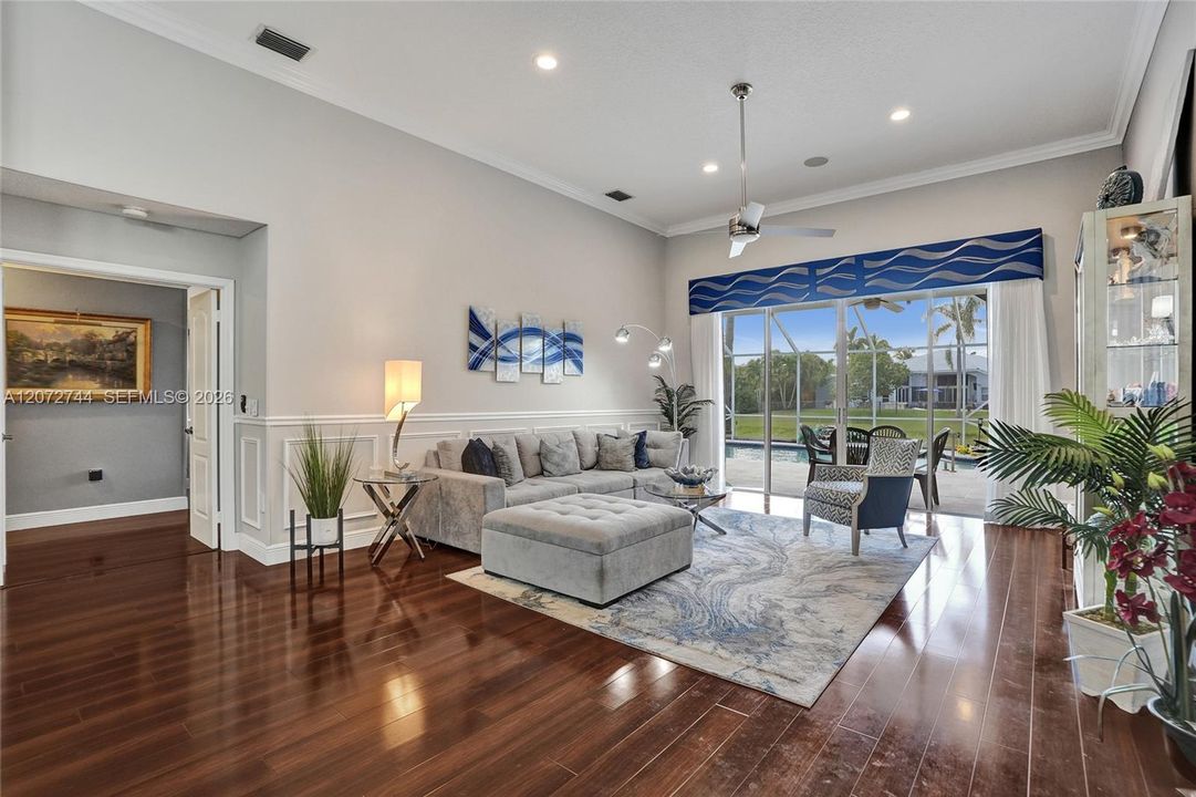 For Sale: $943,800 (4 beds, 3 baths, 2619 Square Feet)