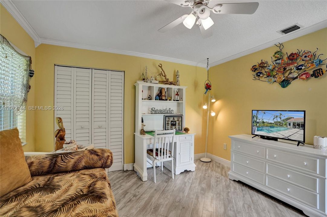 For Sale: $943,800 (4 beds, 3 baths, 2619 Square Feet)