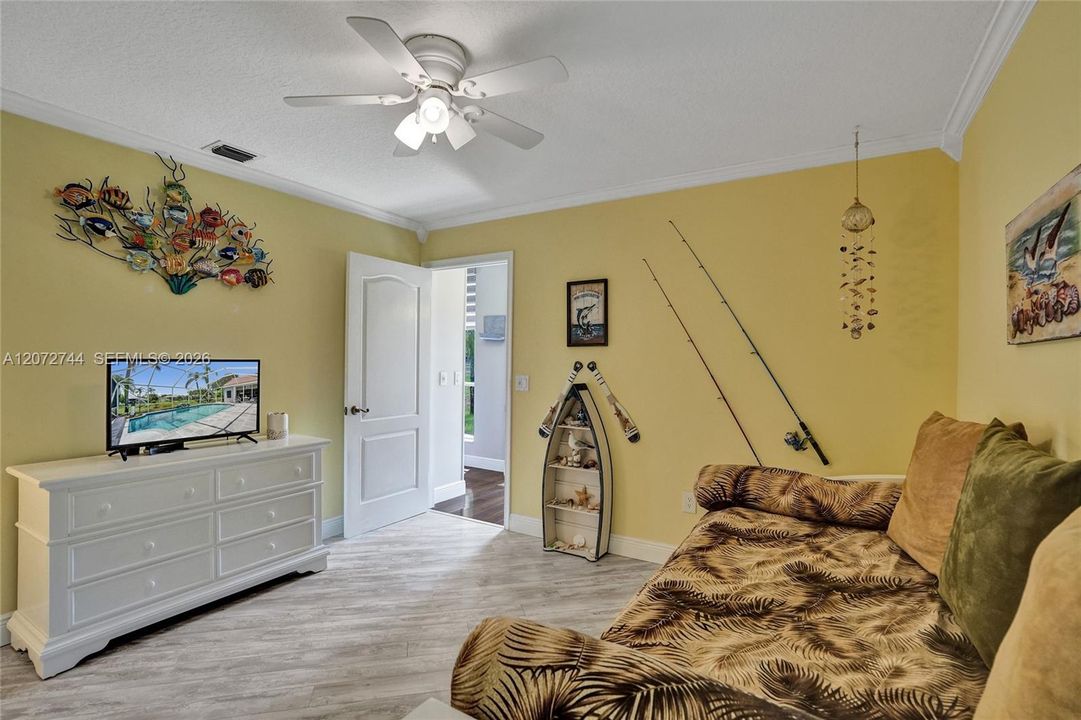 For Sale: $943,800 (4 beds, 3 baths, 2619 Square Feet)