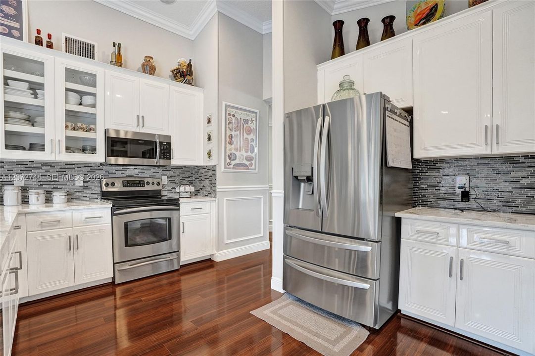 For Sale: $943,800 (4 beds, 3 baths, 2619 Square Feet)