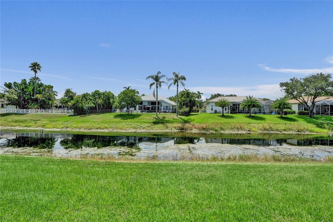 For Sale: $943,800 (4 beds, 3 baths, 2619 Square Feet)