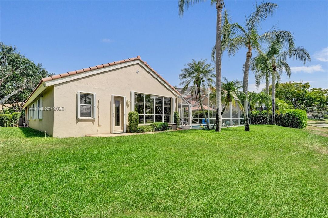 For Sale: $943,800 (4 beds, 3 baths, 2619 Square Feet)