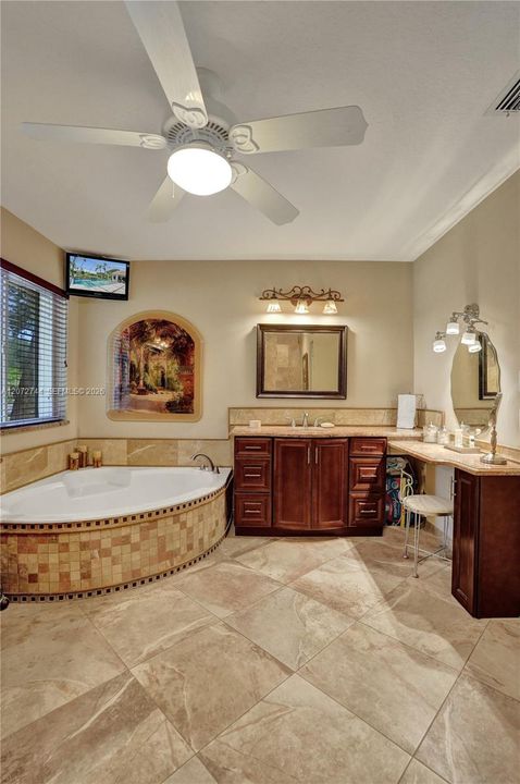 For Sale: $943,800 (4 beds, 3 baths, 2619 Square Feet)