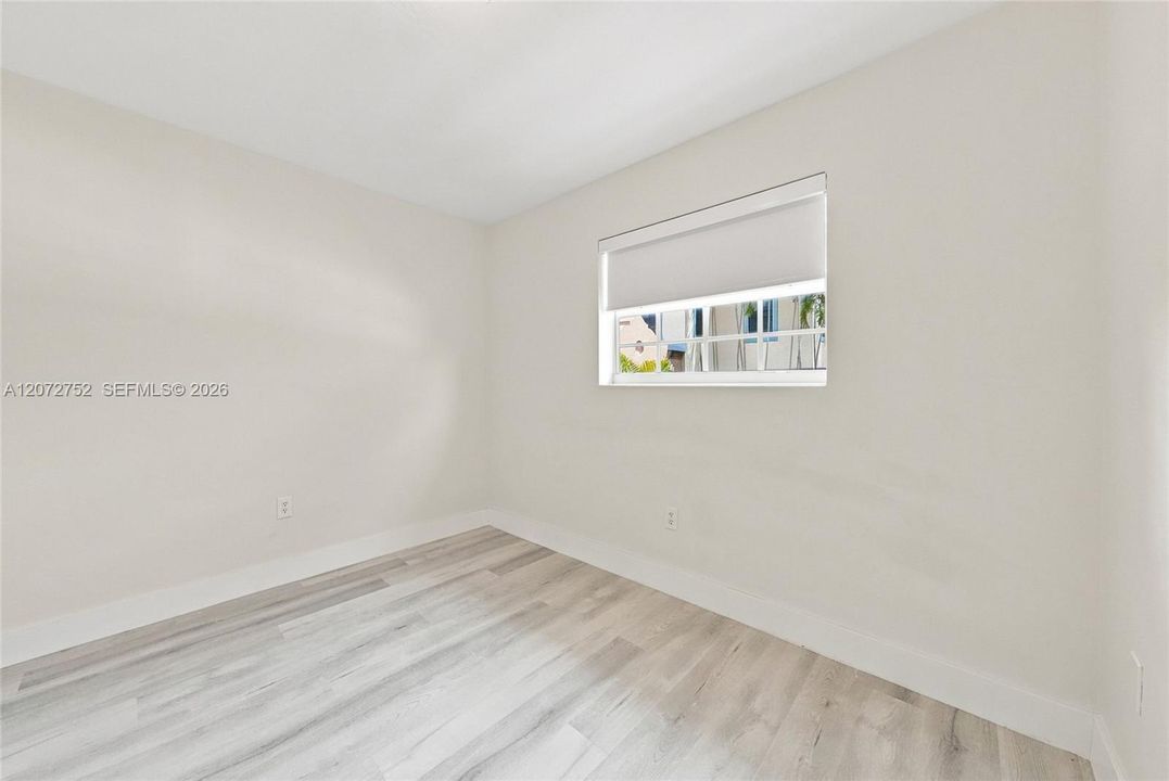В аренду: $2,500 (3 спален, 1 ванн, 3240 Квадратных фут)