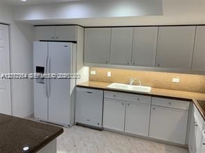 En Venta: $1,150,000 (2 camas, 2 baños, 1800 Pies cuadrados)