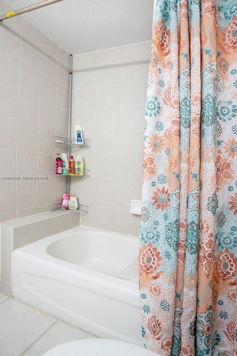 En Venta: $265,000 (2 camas, 2 baños, 1080 Pies cuadrados)