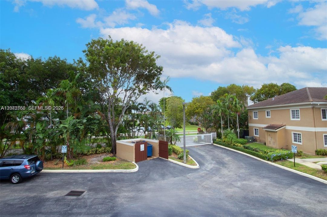 En Venta: $265,000 (2 camas, 2 baños, 1080 Pies cuadrados)