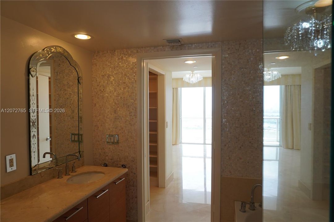 For Rent: $6,500 (3 beds, 2 baths, 1789 Square Feet)