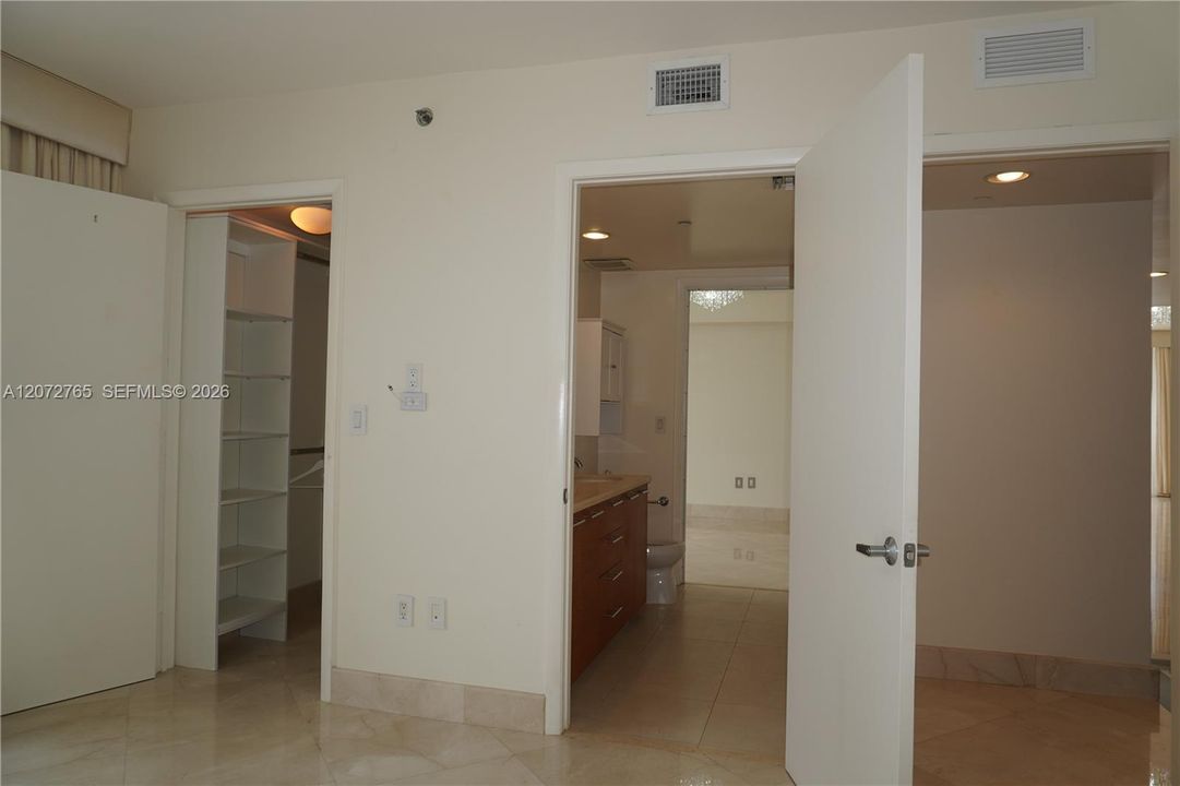 For Rent: $6,500 (3 beds, 2 baths, 1789 Square Feet)