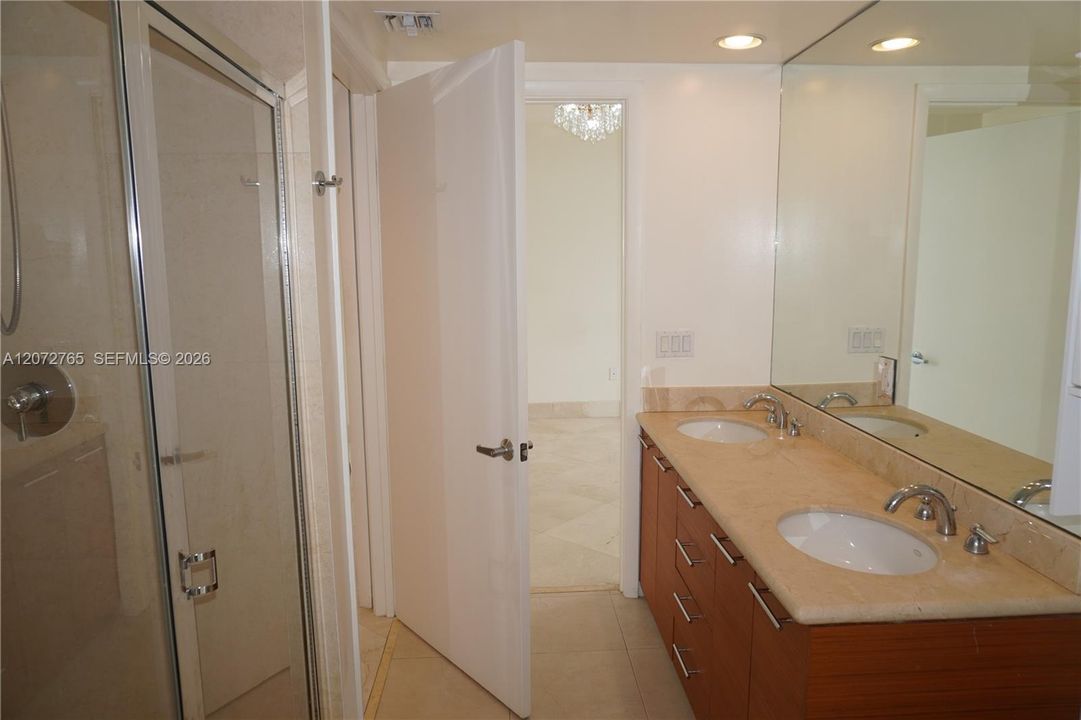 For Rent: $6,500 (3 beds, 2 baths, 1789 Square Feet)