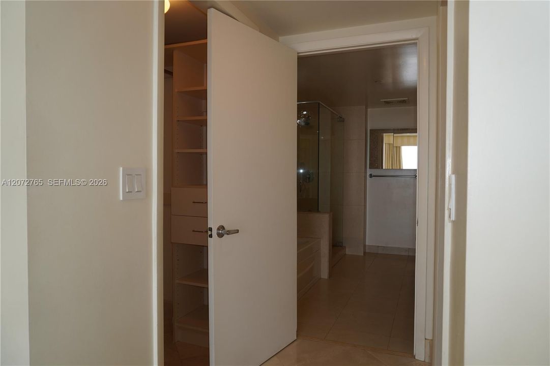 For Rent: $6,500 (3 beds, 2 baths, 1789 Square Feet)