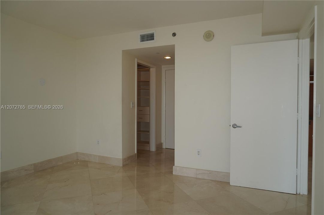 For Rent: $6,500 (3 beds, 2 baths, 1789 Square Feet)
