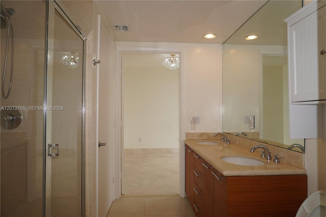 For Rent: $6,500 (3 beds, 2 baths, 1789 Square Feet)
