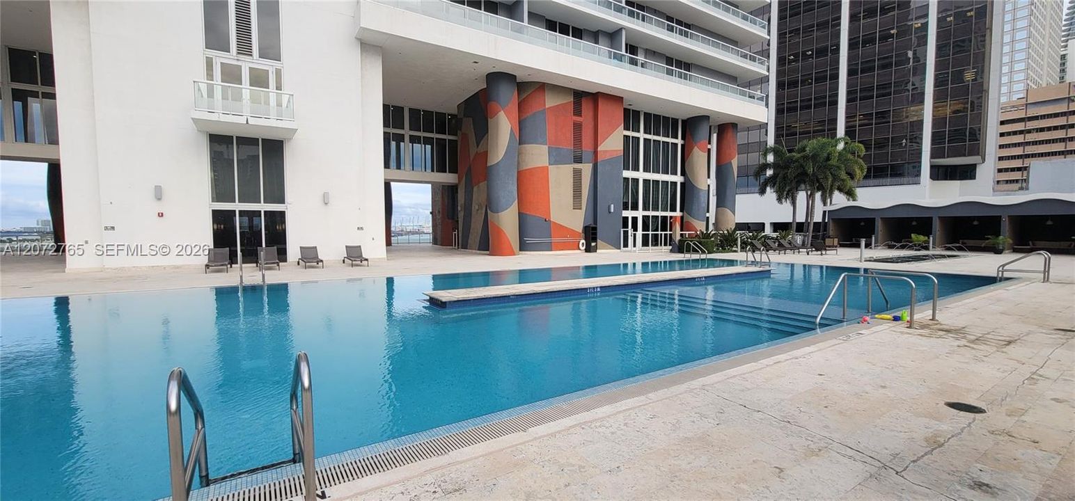For Rent: $6,500 (3 beds, 2 baths, 1789 Square Feet)