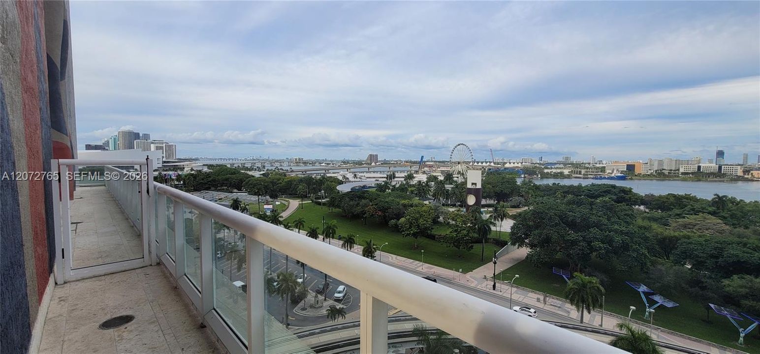 For Rent: $6,500 (3 beds, 2 baths, 1789 Square Feet)