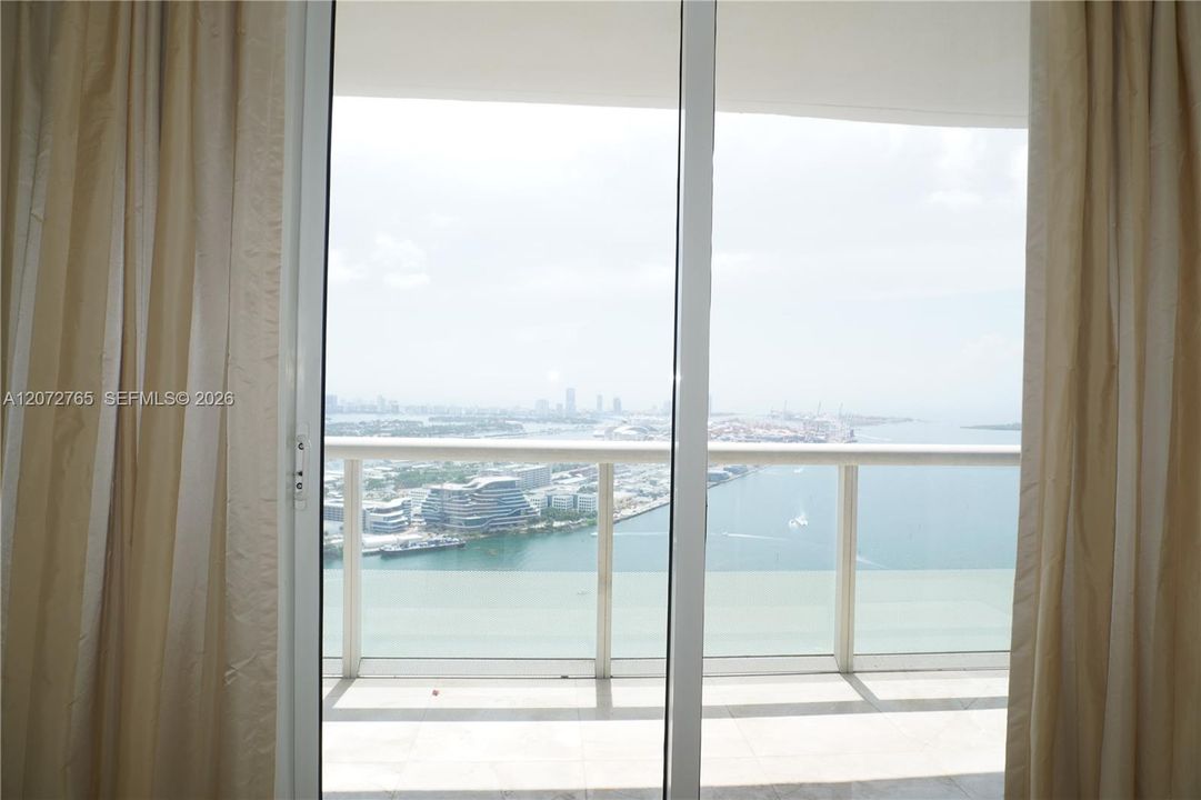 For Rent: $6,500 (3 beds, 2 baths, 1789 Square Feet)