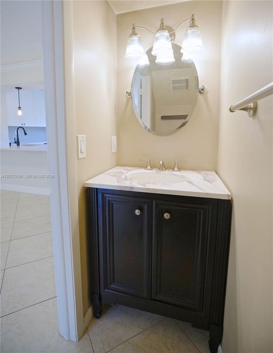 For Rent: $2,900 (2 beds, 1 baths, 1152 Square Feet)