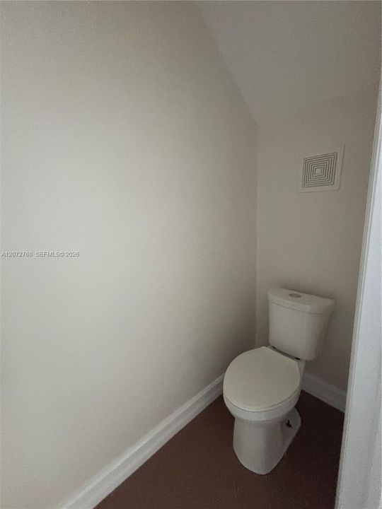 В аренду: $3,200 (3 спален, 2 ванн, 1790 Квадратных фут)