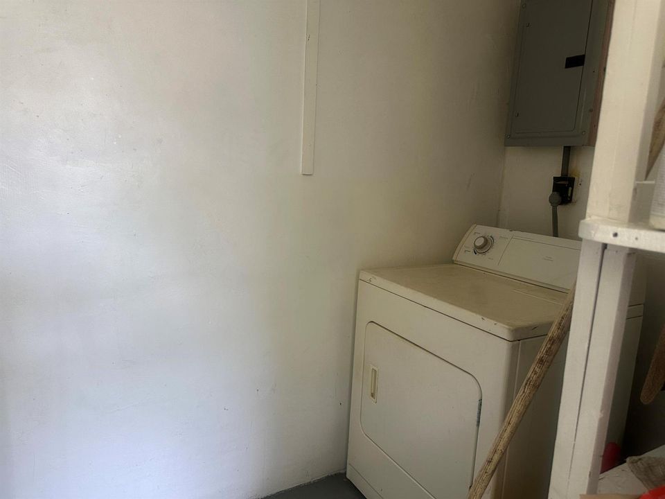11 Laundry