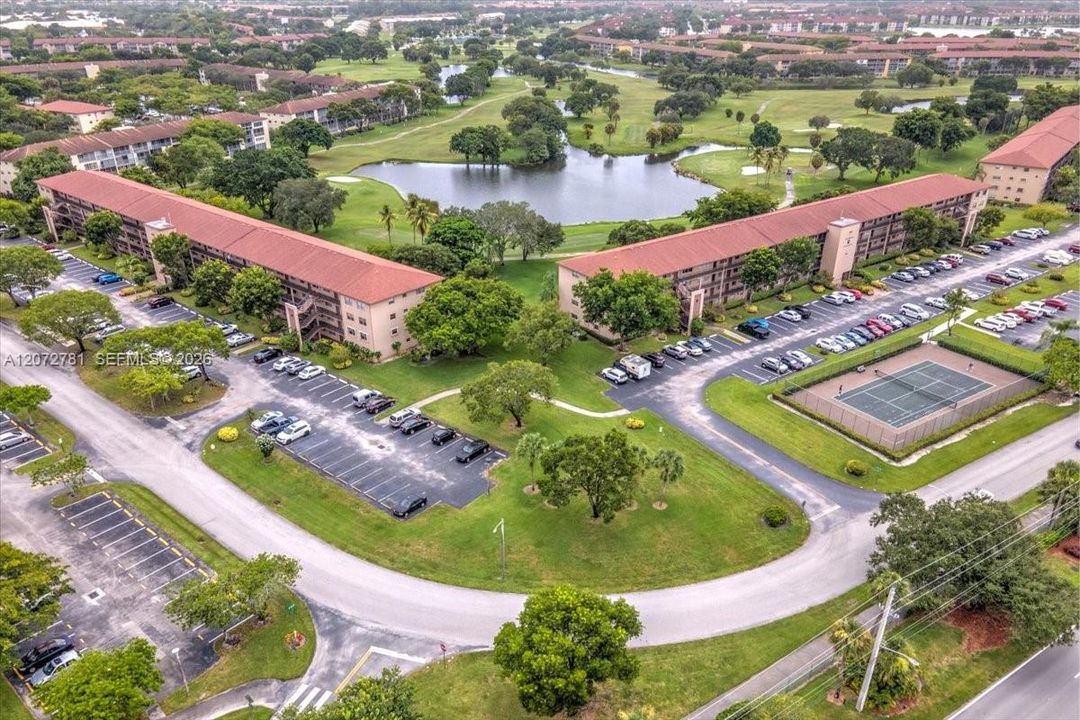 For Rent: $1,850 (1 beds, 1 baths, 1045 Square Feet)