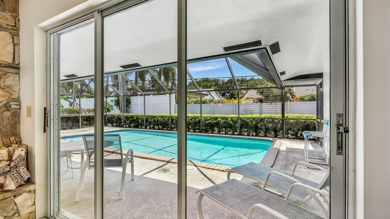 LOTS OF NATURAL LIGHT THROUGHOUT