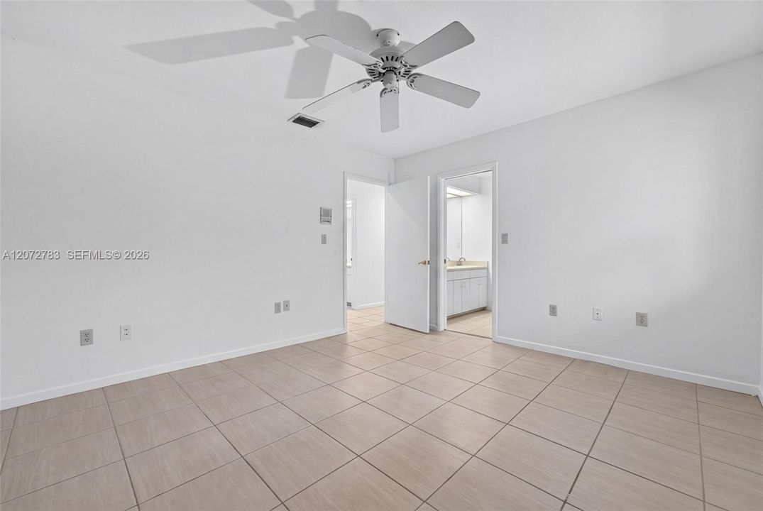 For Sale: $1,699,000 (5 beds, 4 baths, 3883 Square Feet)