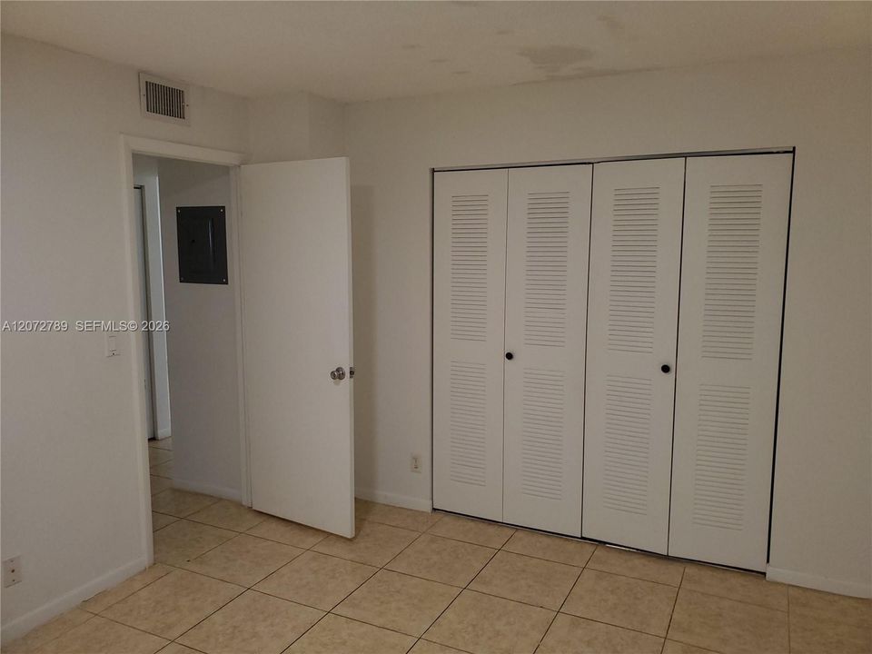 En Venta: $195,000 (2 camas, 2 baños, 820 Pies cuadrados)