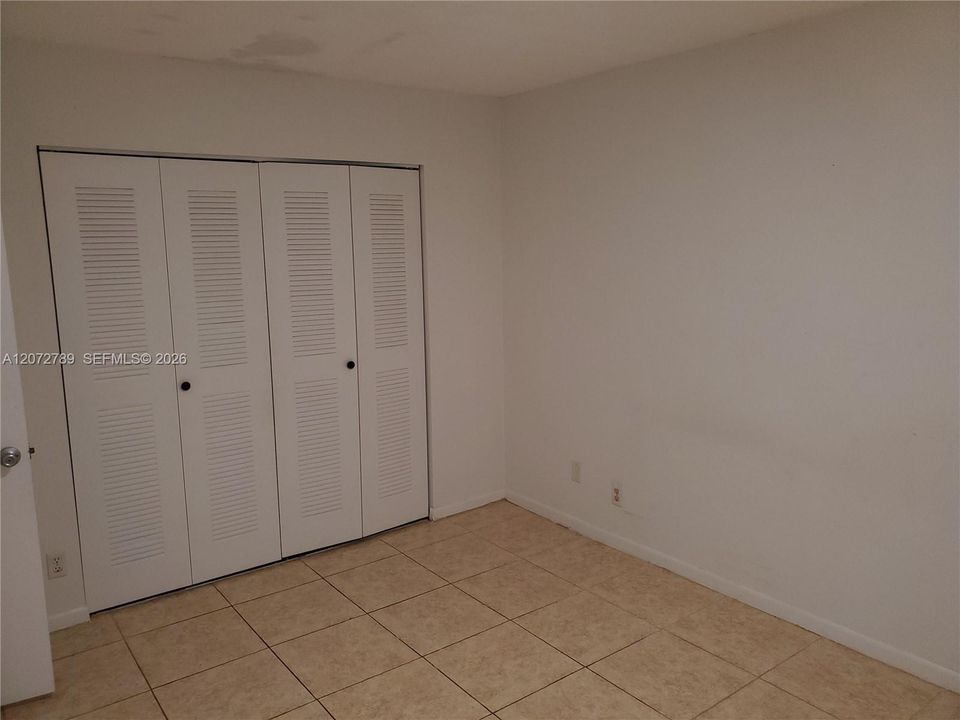 En Venta: $195,000 (2 camas, 2 baños, 820 Pies cuadrados)