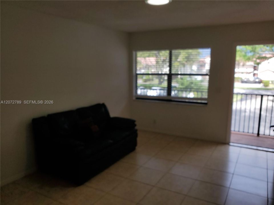 En Venta: $195,000 (2 camas, 2 baños, 820 Pies cuadrados)