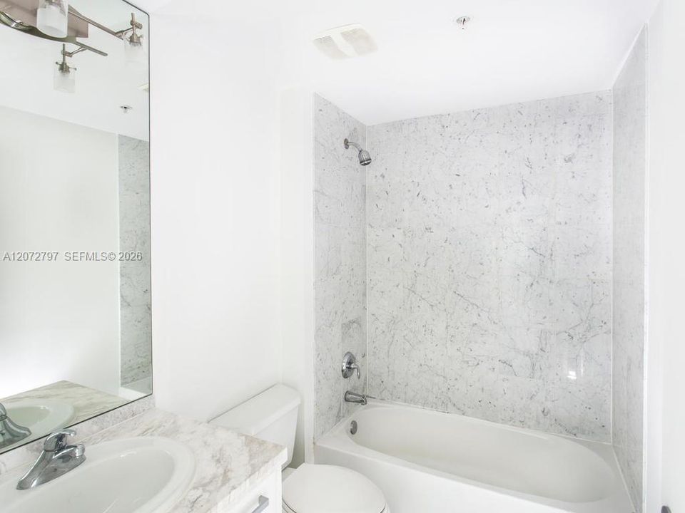В аренду: $4,500 (2 спален, 2 ванн, 1474 Квадратных фут)