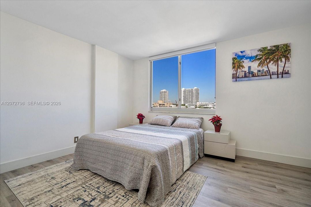 For Rent: $3,750 (3 beds, 2 baths, 1450 Square Feet)